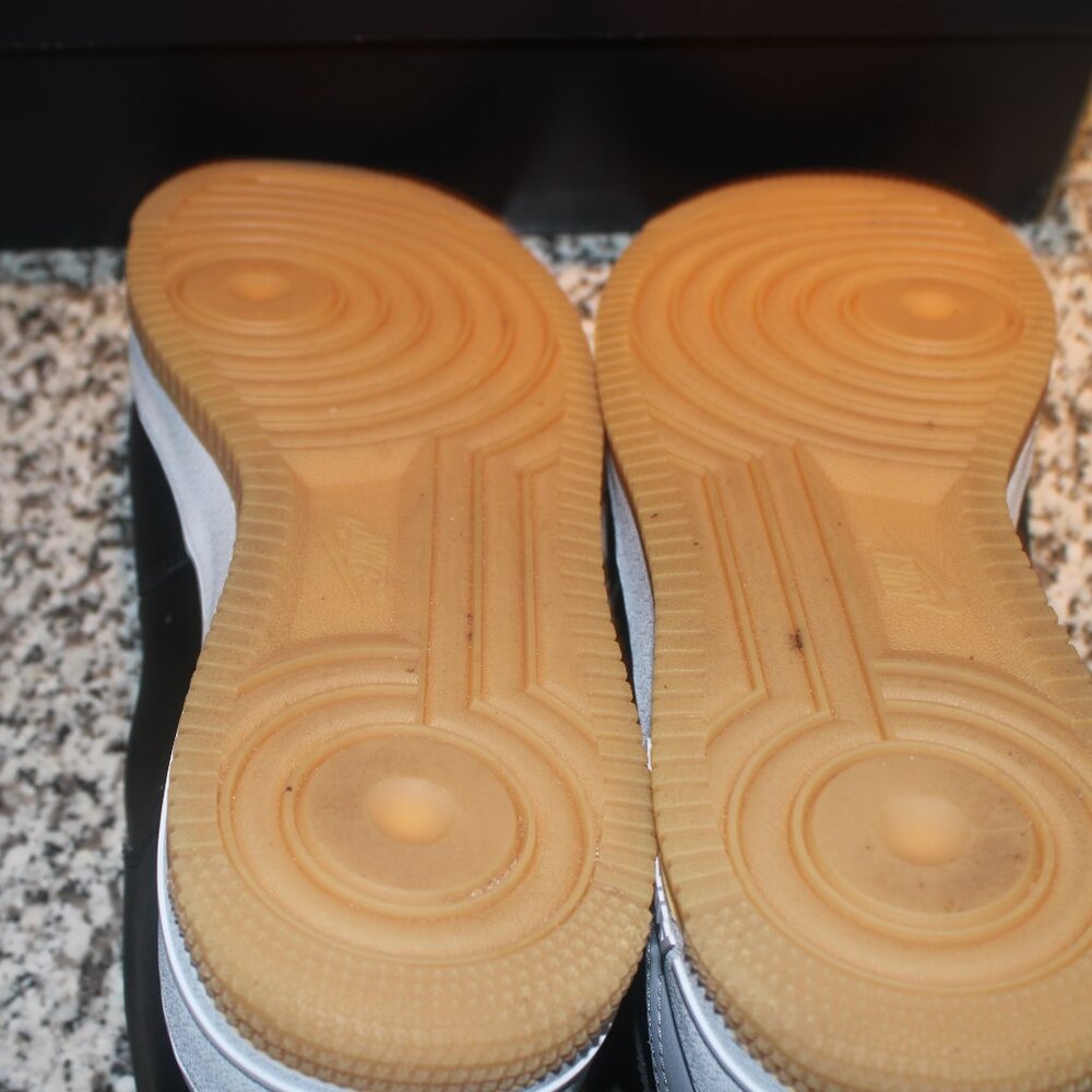 NBA Air Force 1 'LV8  Black-Wolf Grey - Picture 4 of 9